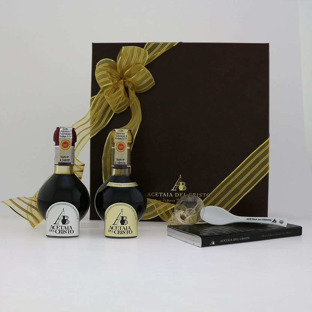 Confezione REGALO DOPPIA Aceto Balsamico Tradizionale di Modena DOP Aceto Balsamico Tradizionale di Modena DOP Aceto Balsamico Tradizionale di Modena Extra Vecchio DOP - vendita on line ACETAIA DEL CRISTO