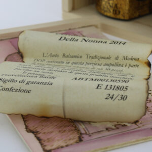 DIP-EP-005-Aceto-Balsamico-Tradizionale-di-Modena-DOP-Extra-Vecchio-Collezione-PARADISO-2.jpg