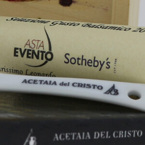 DIP-EZ07-002-Aceto-Balsamico-Tradizionale-di-Modena-DOP-Extra-Vecchio-Collezione-SOTEBY-ASTA-GUSTO-BALSAMICO-2007.jpg