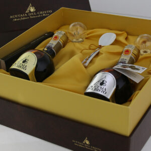 REG2-EE-ESCT-001-Confezione-Regalo-Doppia-Aceto-Balsamico-Tradizionale-di-Modena-DOP-EXTRAVECCHIO-DIAMANTE-NERO.jpg
