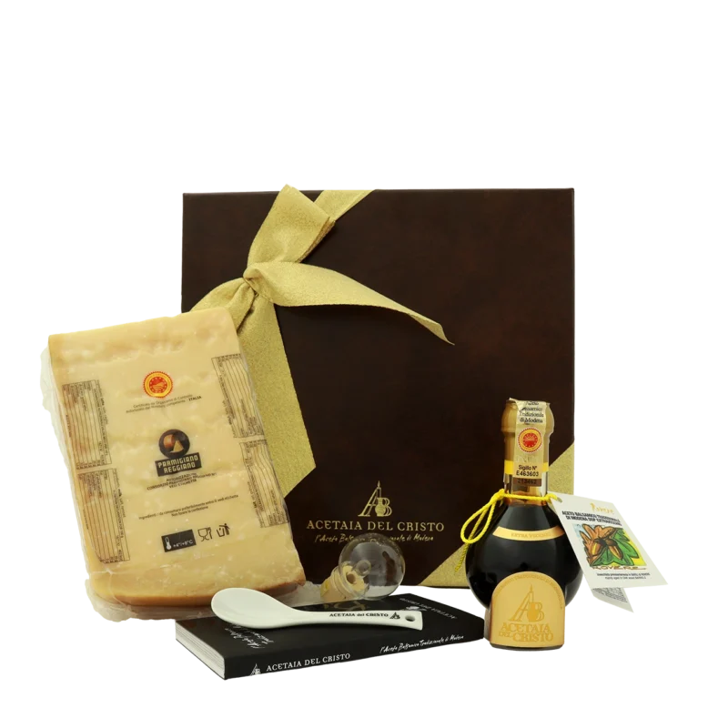 Traditional Balsamic Vinegar of Modena PDO, Extra Vecchio, aged in Oak barrels with Parmigiano Reggiano PDO