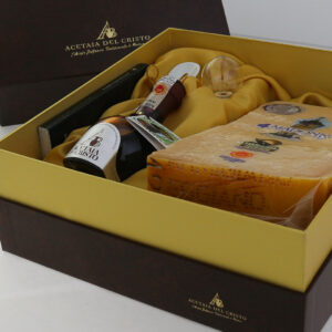 REG-ATFCT-QM001-Confezione-Regalo-Aceto-Balsamico-Tradizionale-di-Modena-DOP-Parmigiano-Reggiano-CASTAGNO.jpg